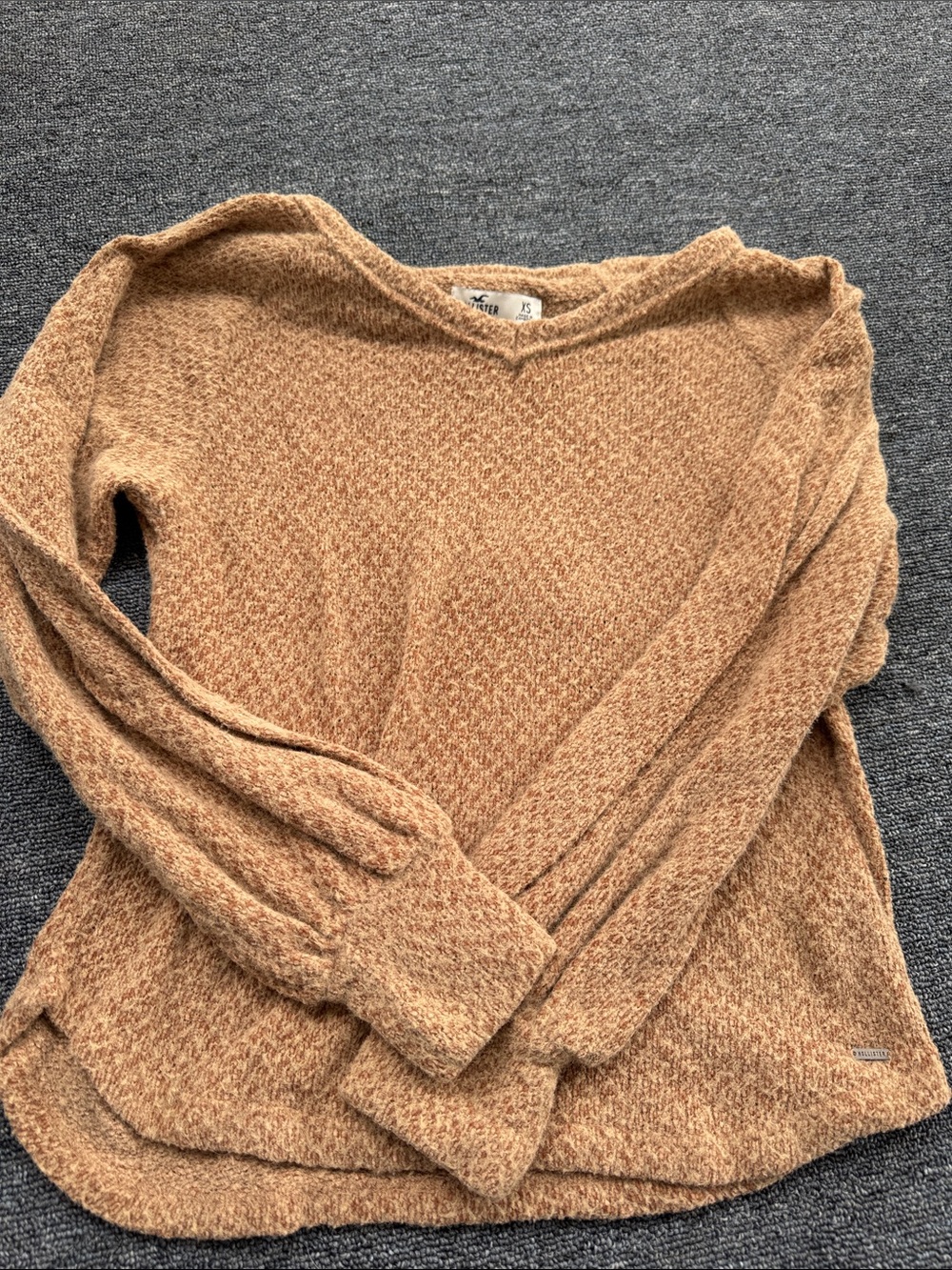 Hollister Women's V-Neck Sweater in Camel Brown